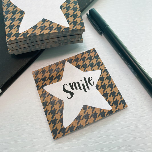 Houndstooth star sticky notes